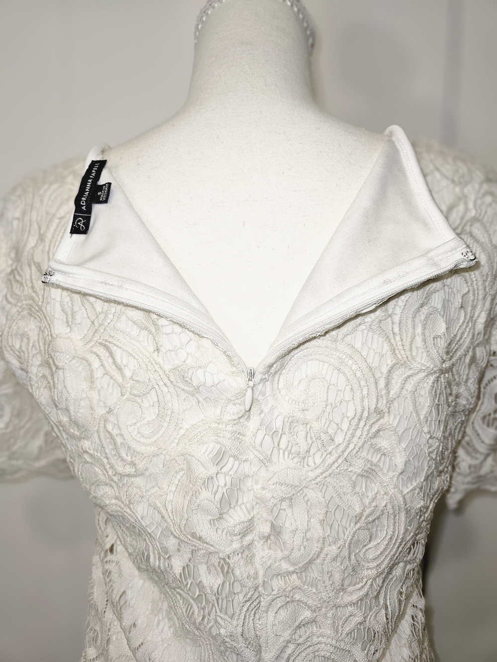 Adrianna Papell White Lace Short-Sleeve Blouse - Picture 4 of 12